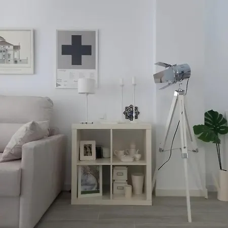 Lyrioshomes Apartamento Frente Al Mar , Apartment *