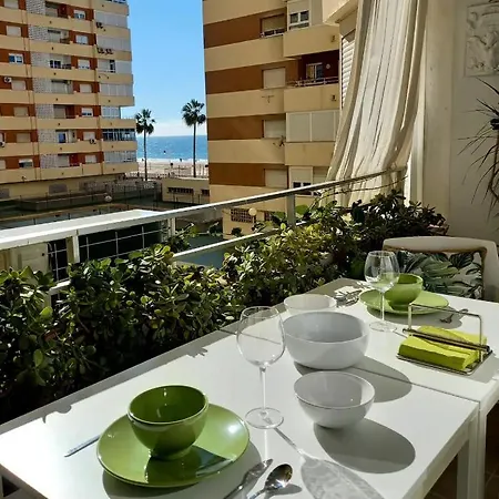 Lyrioshomes Apartamento Frente Al Mar ,